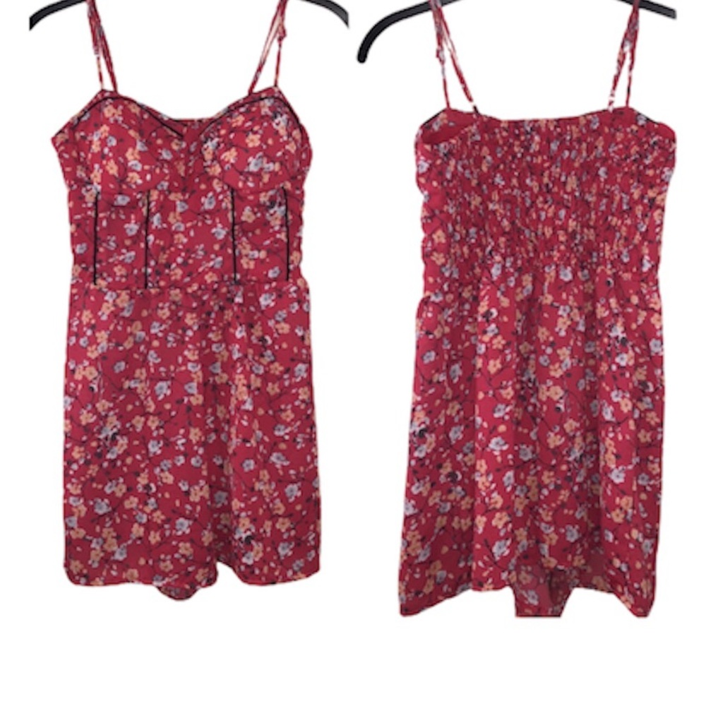 ‼️PRICE DROP ‼️Cute Floral Romper